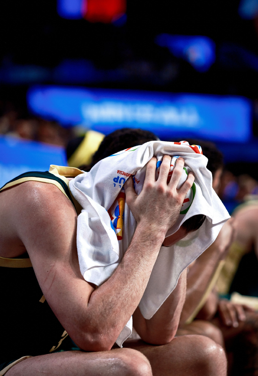 蒂姆在巴塞罗那比赛中败北,势不可挡引发热议!的简单介绍 蒂姆在巴塞罗那比赛中败北,势不可挡引发热议!的简单介绍